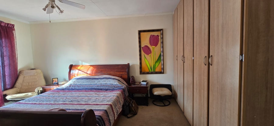 2 Bedroom Property for Sale in Flamwood North West
